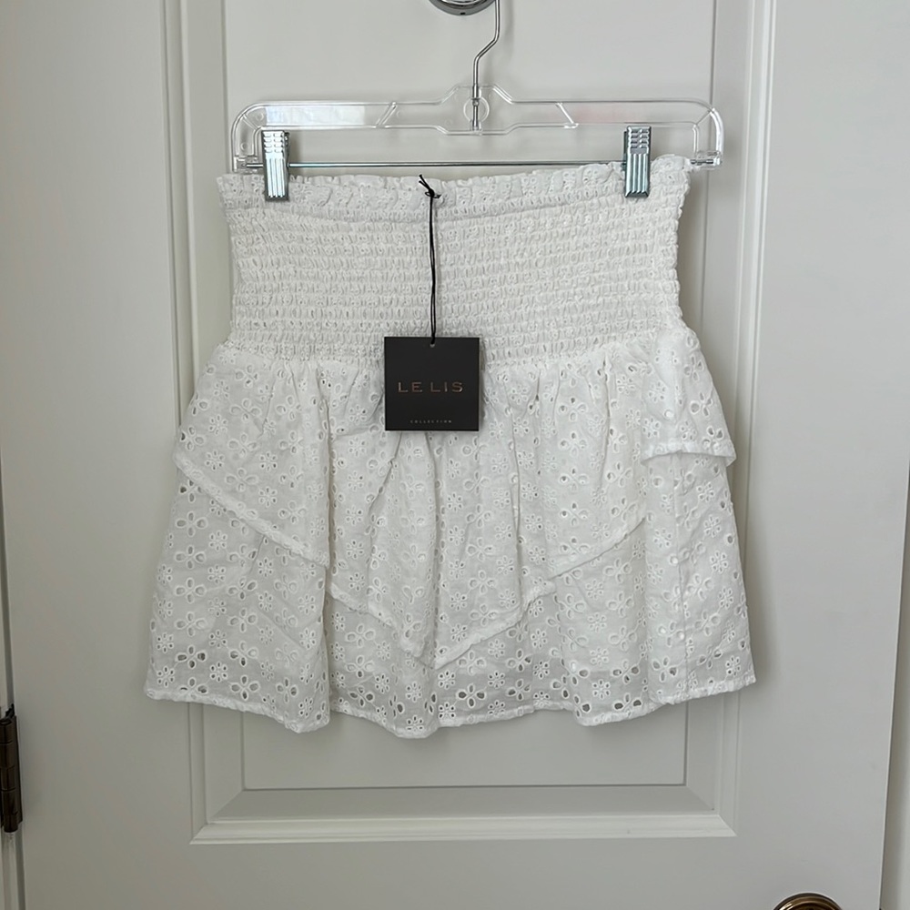 NEW white flower skirt